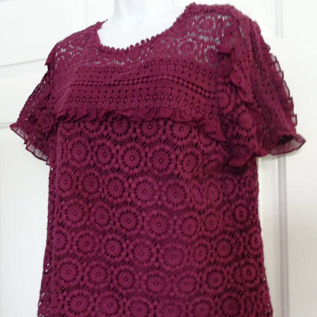 Daniel Rainn Size L Crochet Lined Dressy Top Eggplant Wine Burgundy Dressy
